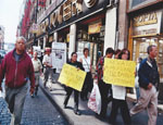 Marcha en el centro de la ciudad de México contra la compra-venta de cartera vencida